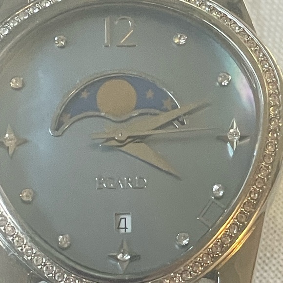 Egard Watch Ladies Diamond Crystal Face Leather Wristband New Battery Working - Picture 10 of 10